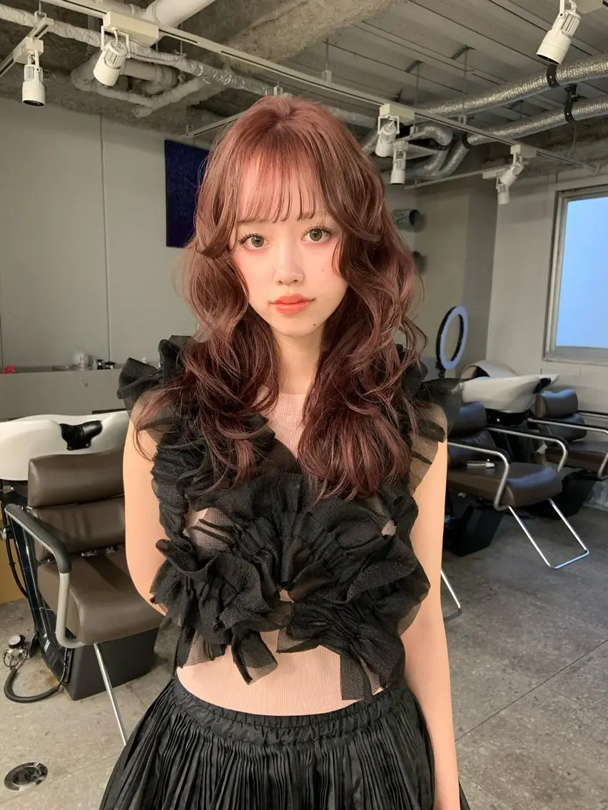 ロング カラー ブリーチ ブリーチなしカラー カット ヘアカラー 淡いCOLOR/ Layer/UNAのヘアスタイル