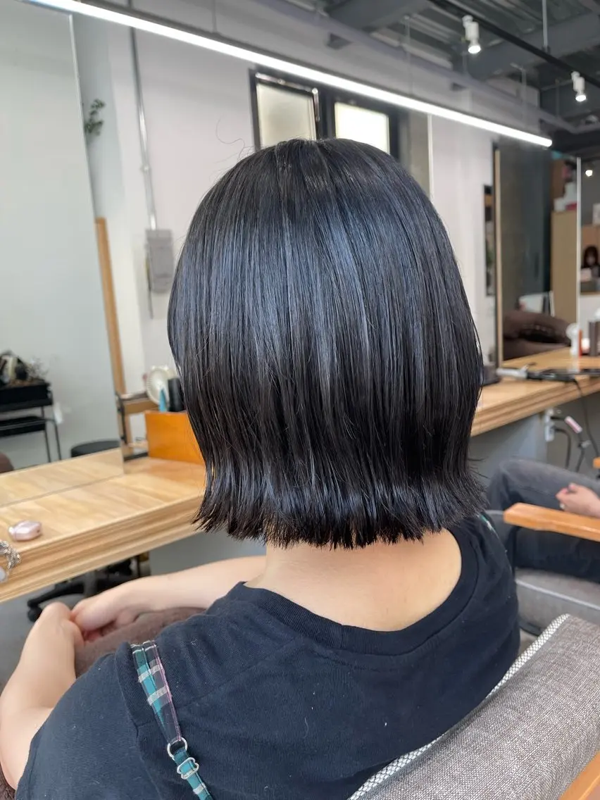 ショート カット ヘアカラー トリートメント かめい りなのヘアスタイル