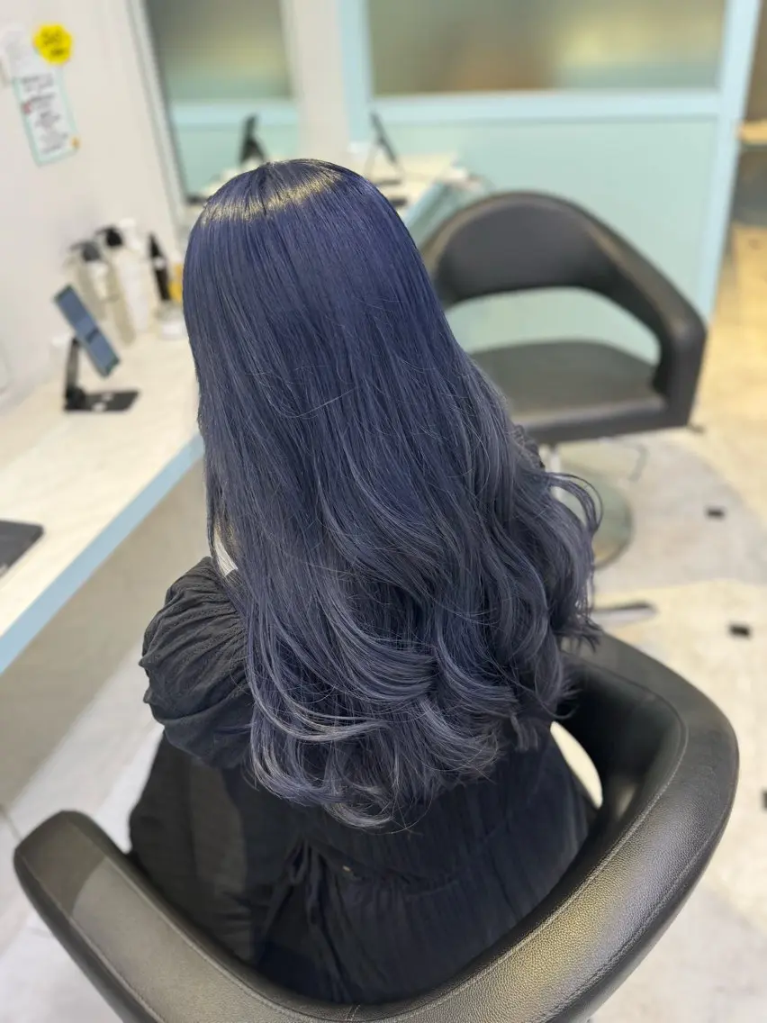 セミロング ヘアカラー 🤎モテ髪＆透明感 ミルクティー🥣🤎のヘアスタイル