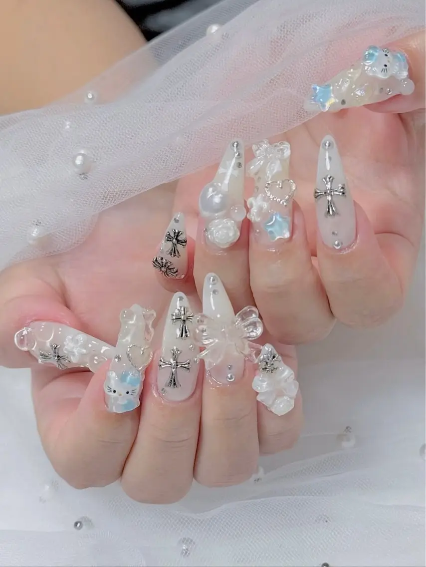 ネイル ジェルネイル 韓国ネイル 持ち込み シンプルネイル ワンホンネイル ハンドネイル 🎀Aura. Yurachanのネイルデザイン