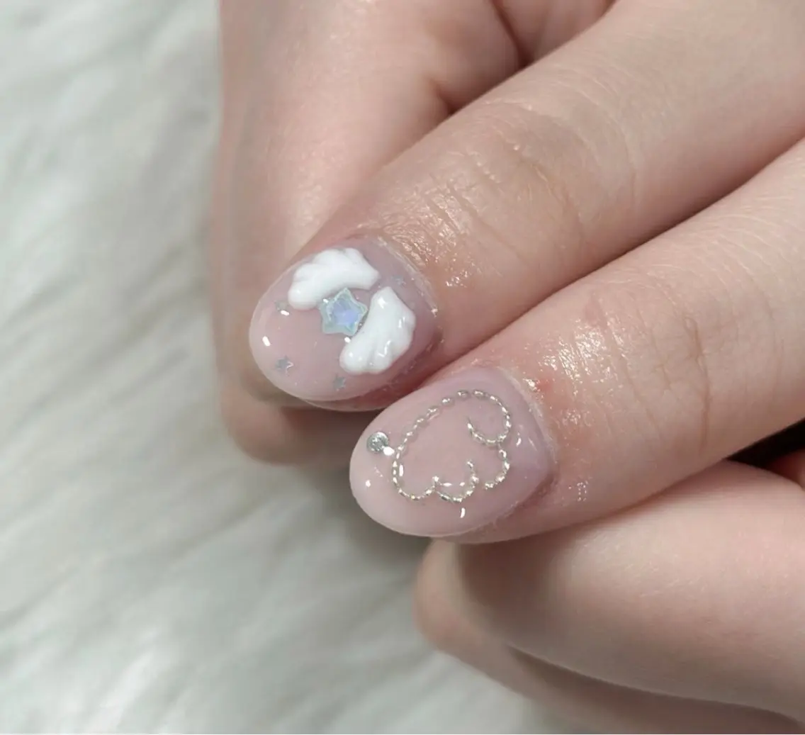 ネイル ハンドネイル フットネイル LAVISH sakiのネイルデザイン