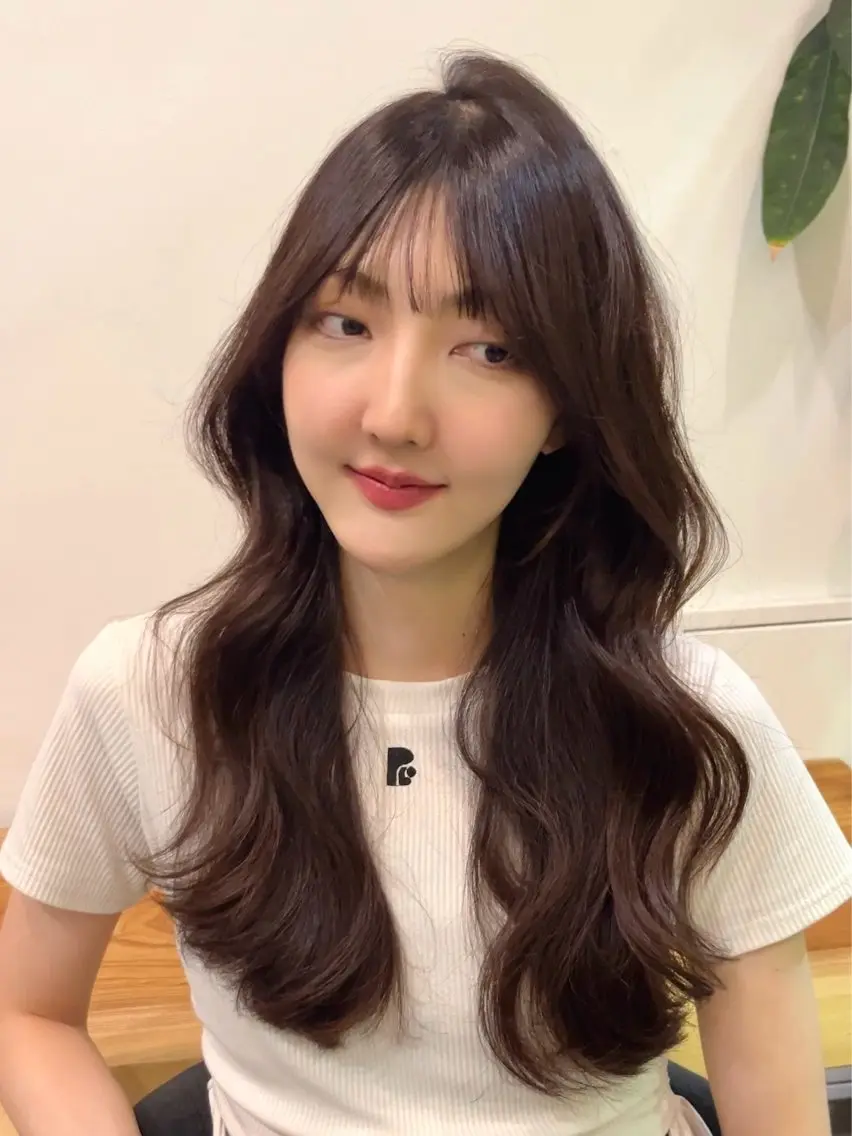ロング カラー ベージュカラー ブリーチ ダブルカラー グレージュ ハイトーンカラー カット VIEW EHIME 齋藤  あつきのヘアスタイル