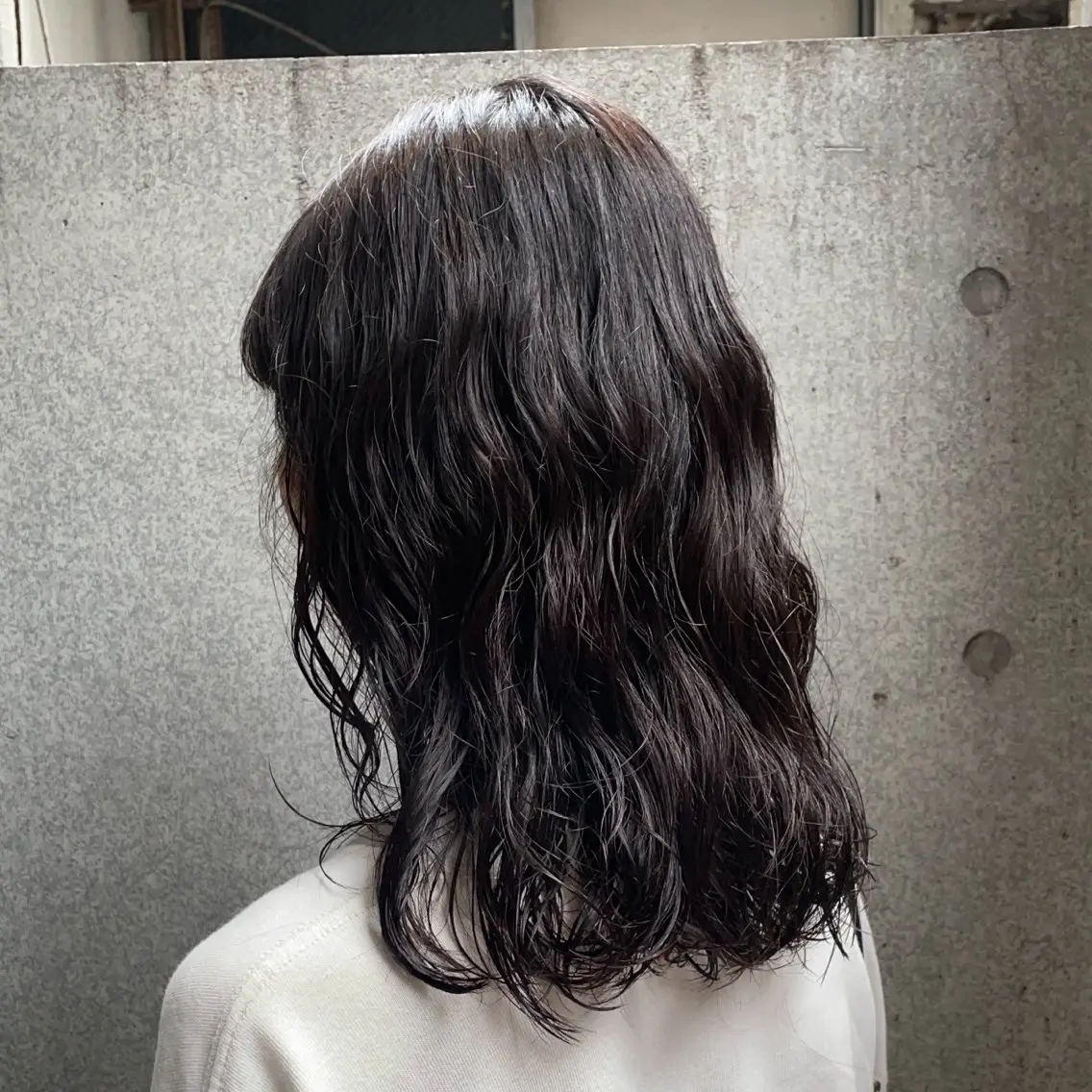 ミディアム パーマ カット パーマ レイヤー/透けカラー アレンジ/篠崎渚彩のヘアスタイル
