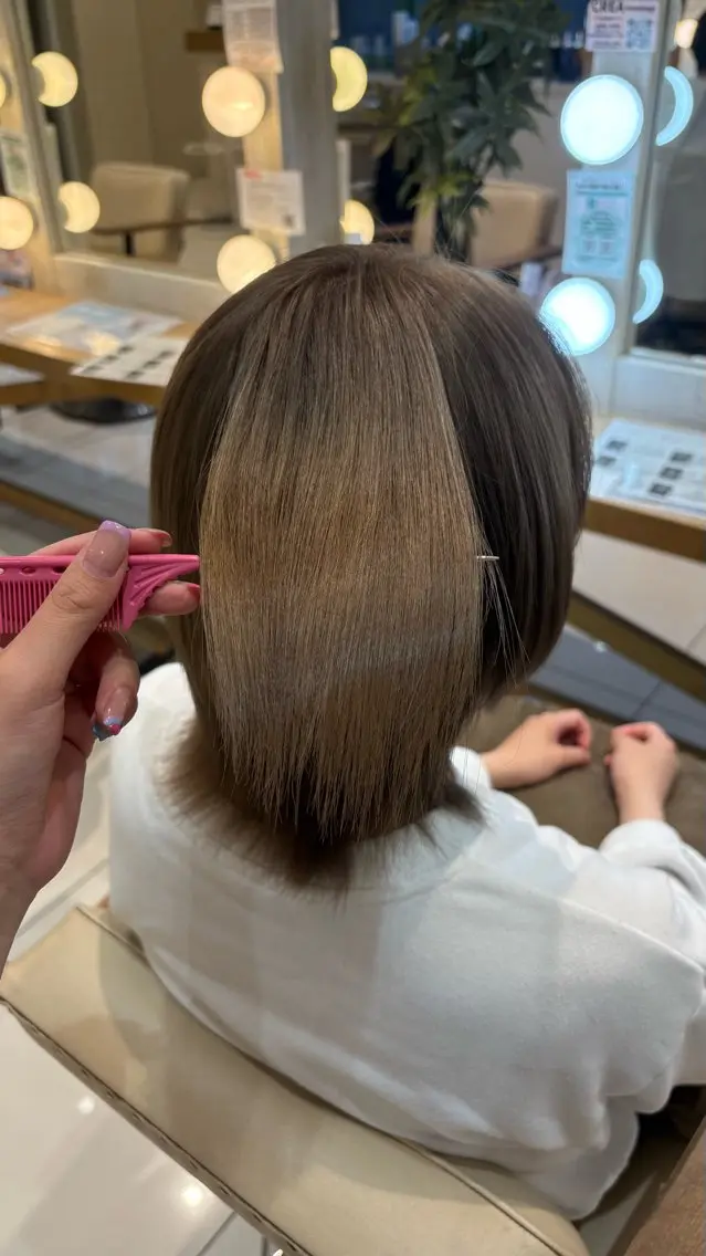 カラー 外人風ハイライト/ 艶カラーのヘアスタイル