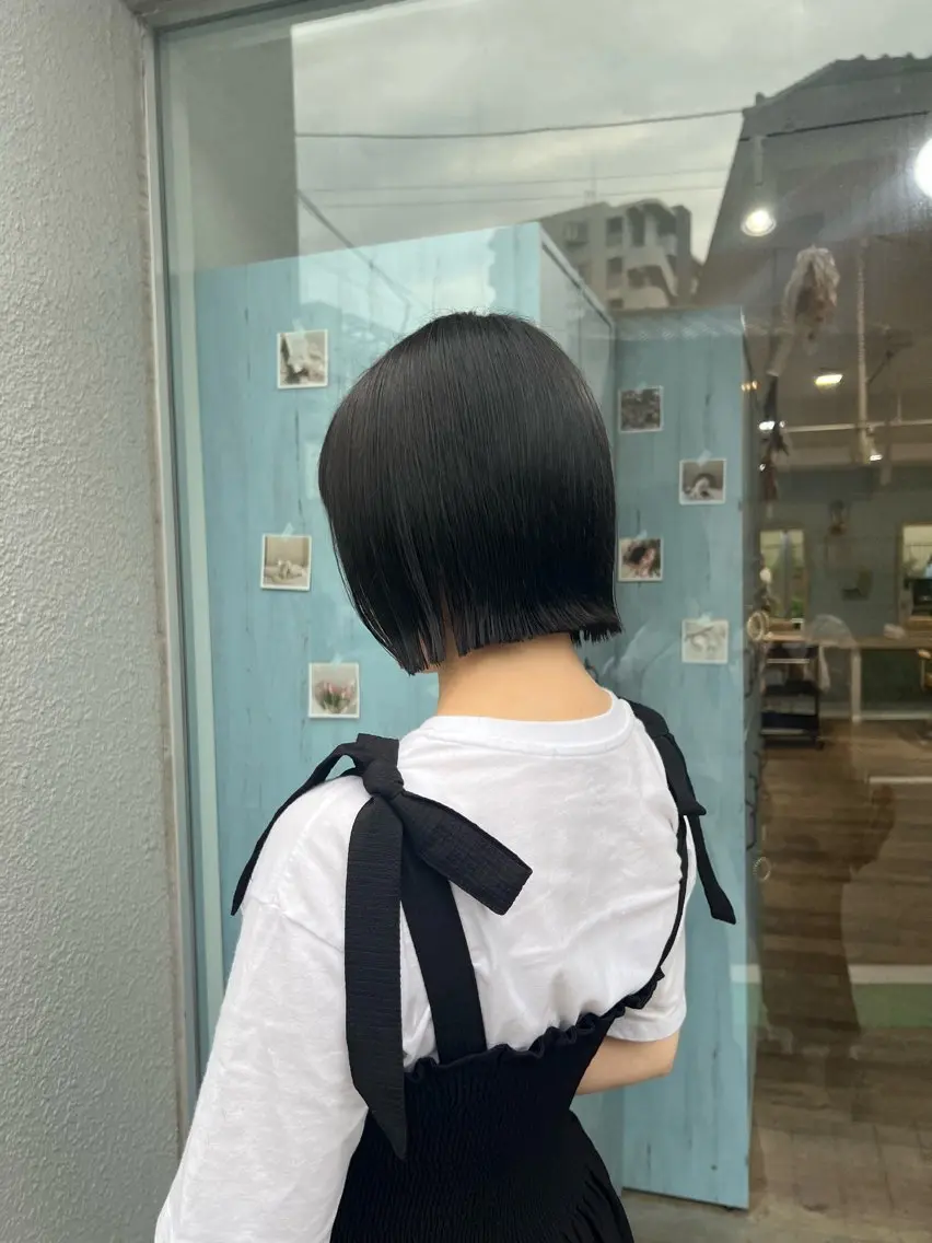 ミディアム ボブ 透明感カラー Hikariのヘアスタイル