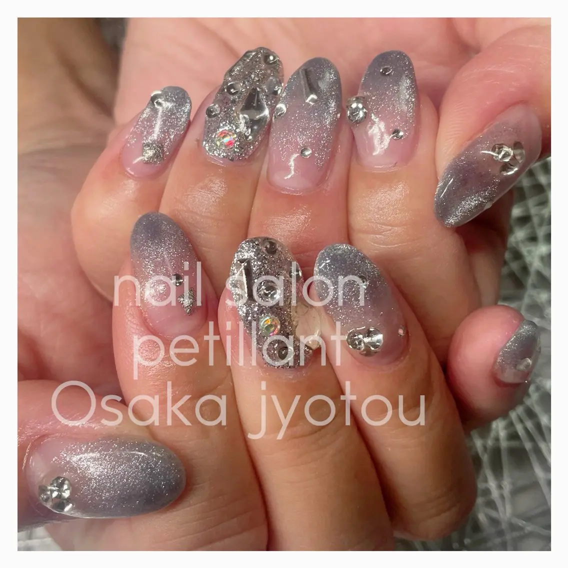 ネイル アートネイル キラキラネイル マグネットネイル 夏ネイル nail salon petillantのネイルデザイン