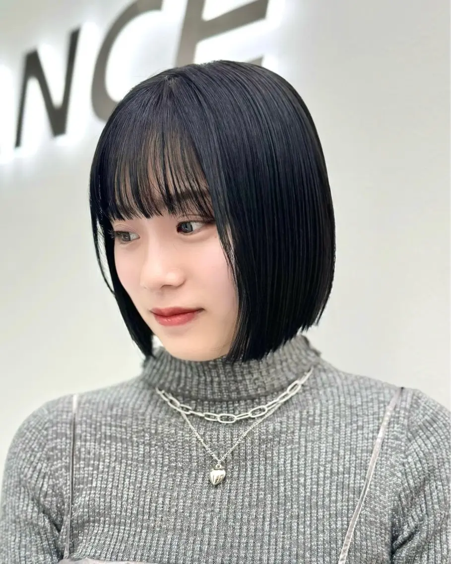 ショート カラー ヘアアレンジ カット ヘアカラー トリートメント ヘッドスパ ヘアセット 縮毛矯正🤍 ボブ/ HIKARIのヘアスタイル