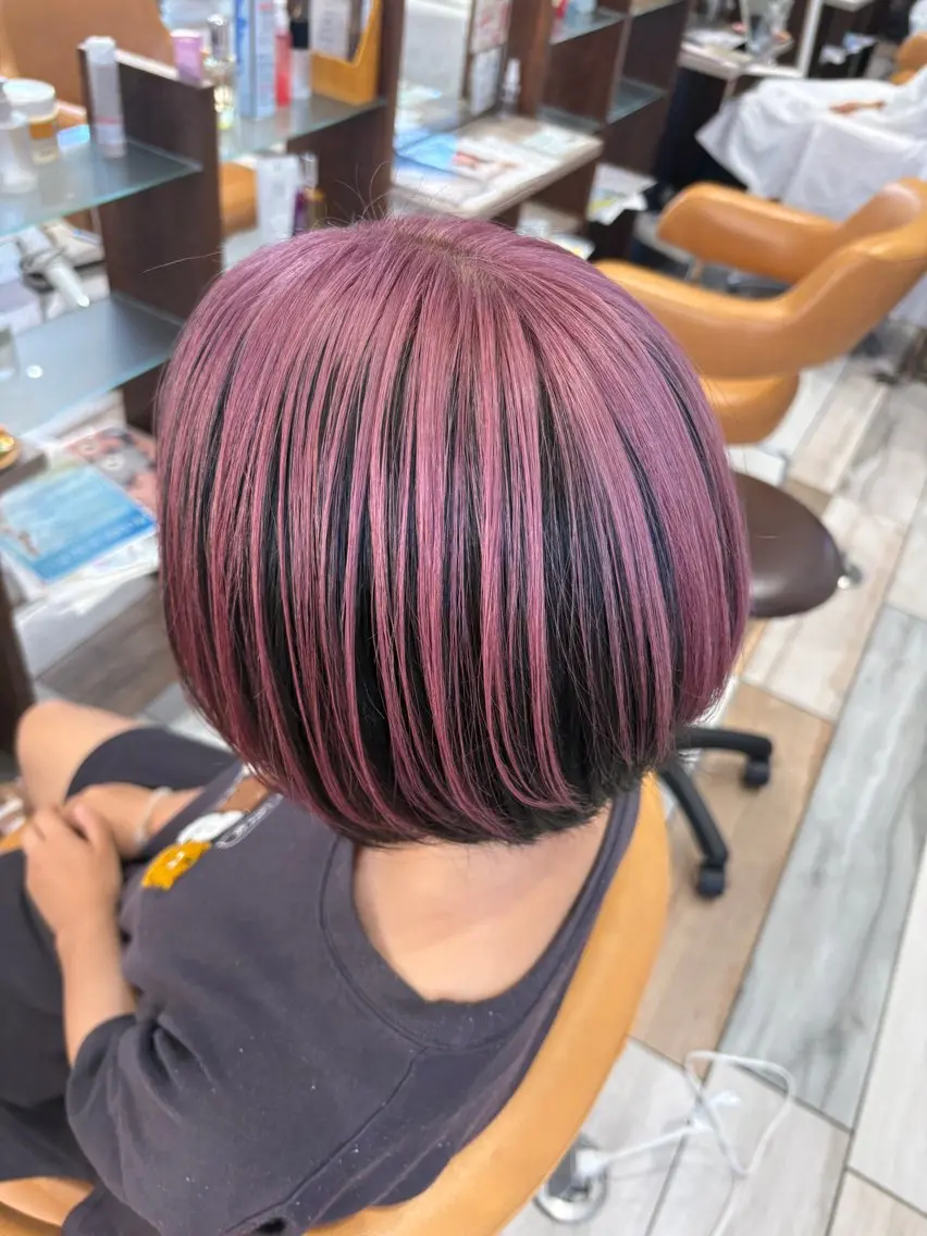 ショート カラー ヘアカラー 羽深 悠大のヘアスタイル