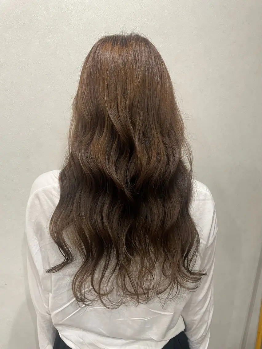 ロング カラー ブリーチ ブラウンカラー ブリーチなしカラー 笠間 悠月のヘアスタイル