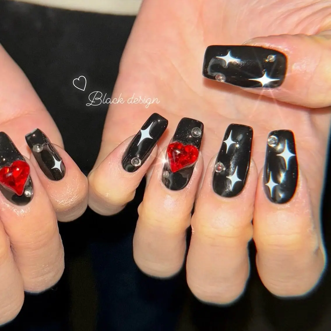 ネイル ハンドネイル Sii nail 🤍SAKIのネイルデザイン