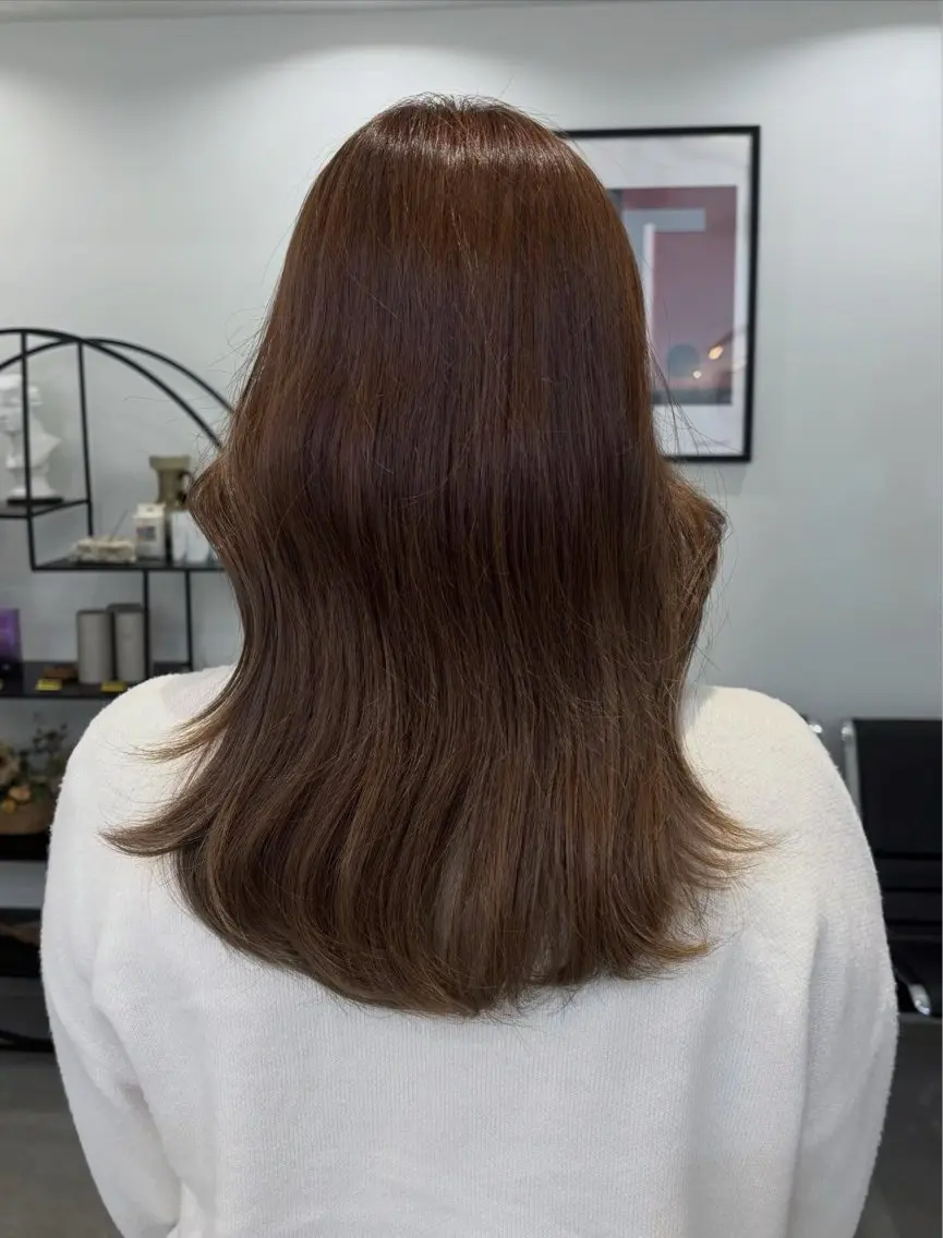 カラー 牧野 花夏のヘアスタイル