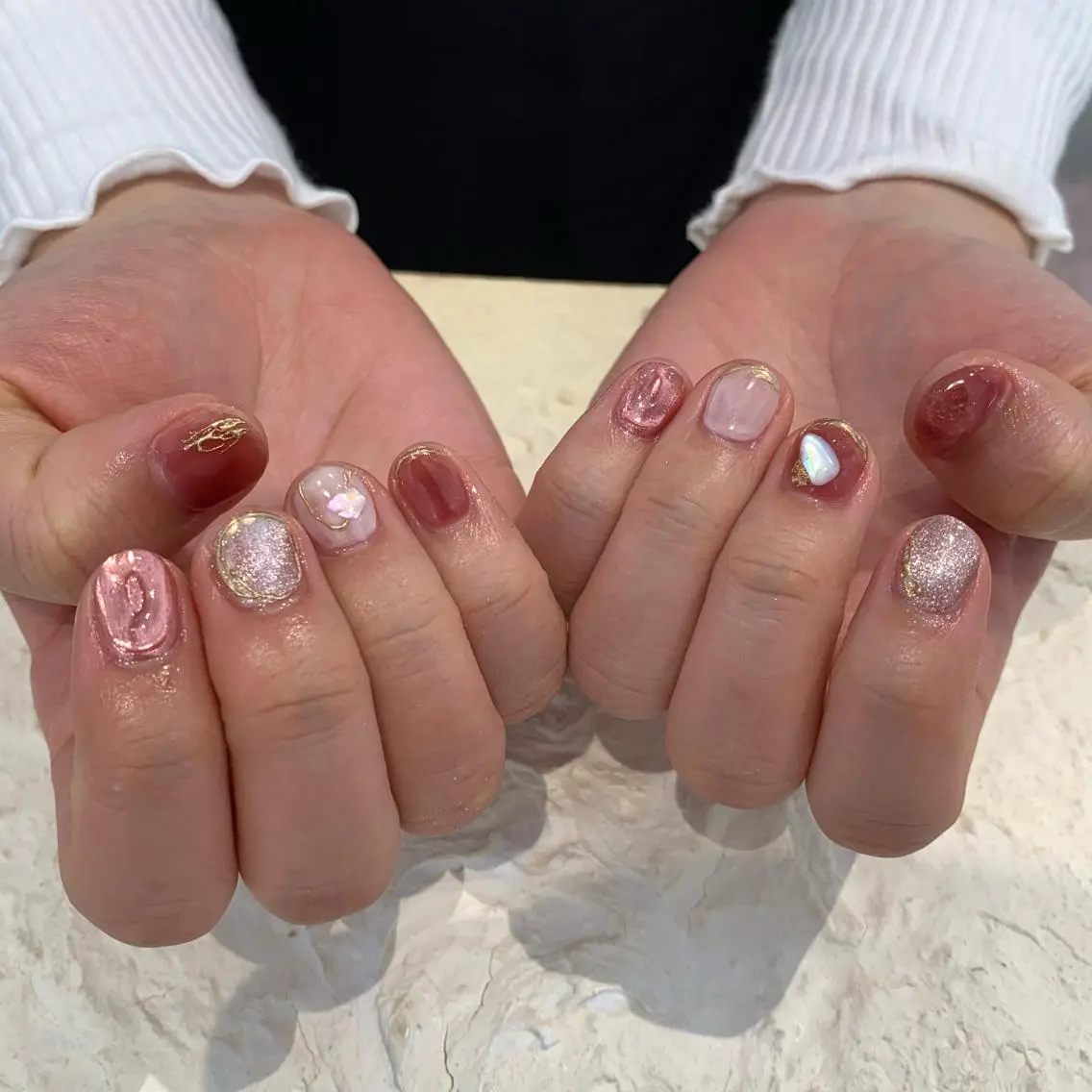 ネイル ニュアンスネイル マキノ ユイのネイルデザイン
