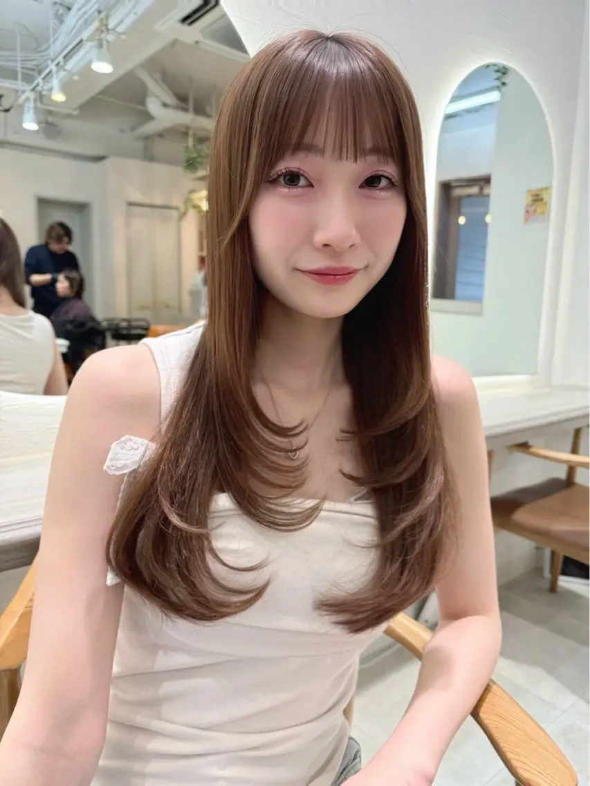 ロング 小林 美月  透明感カラーのヘアスタイル