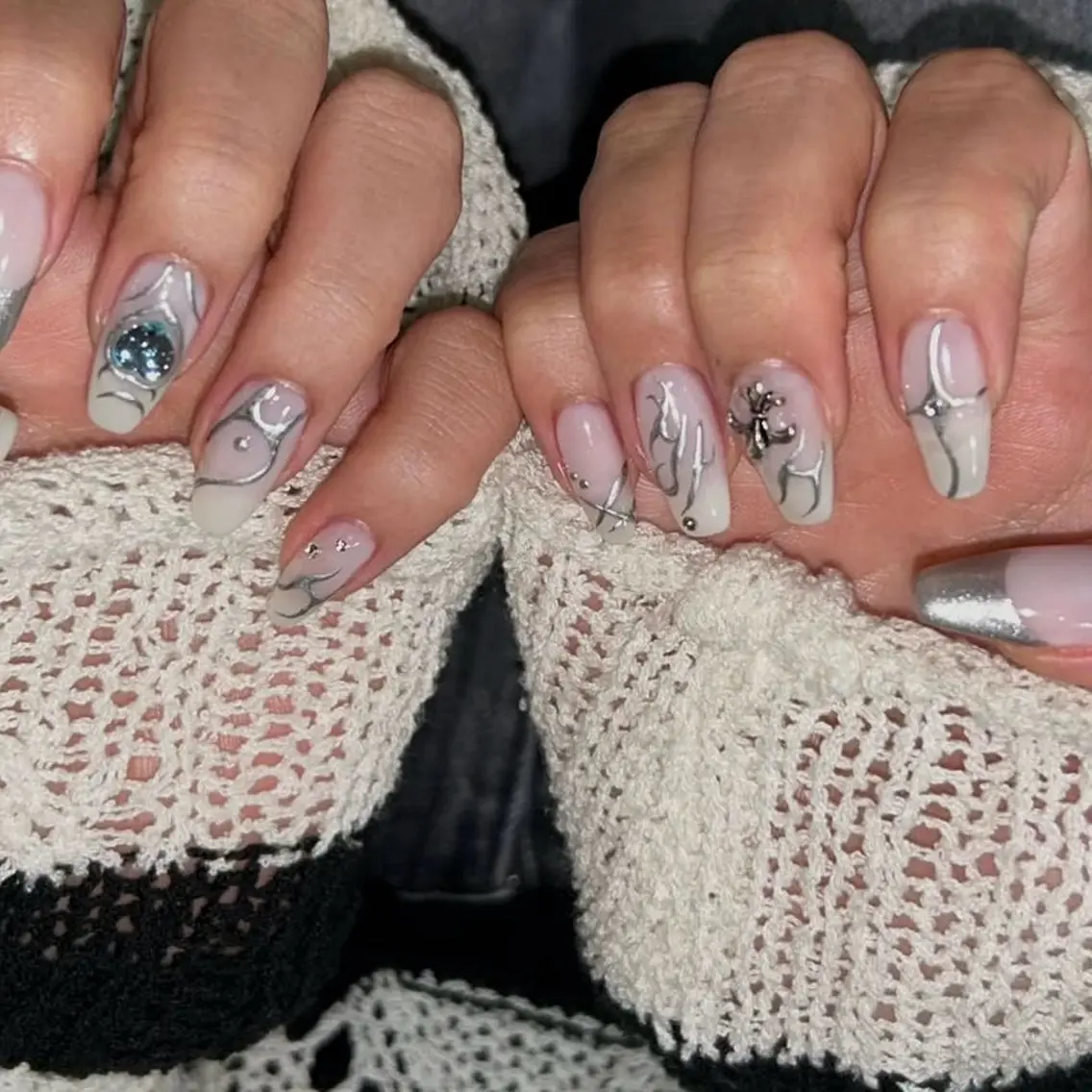 ネイル シルバー ハンドネイル 新宿🐋Balena nail/JURIのネイルデザイン
