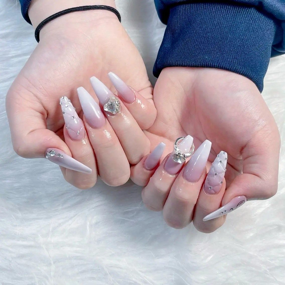 ネイル Hin Hana Nailのネイルデザイン