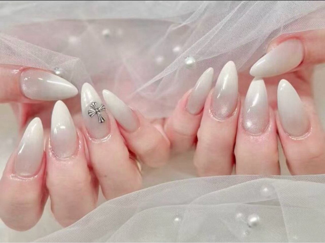 ネイル ハンドネイル 🍒juna PLATAのネイルデザイン
