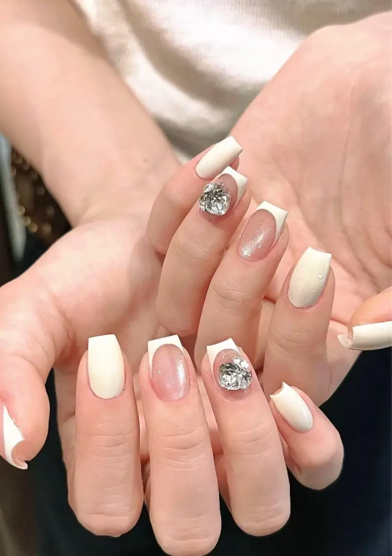 ネイル STUDIO •9のネイルデザイン