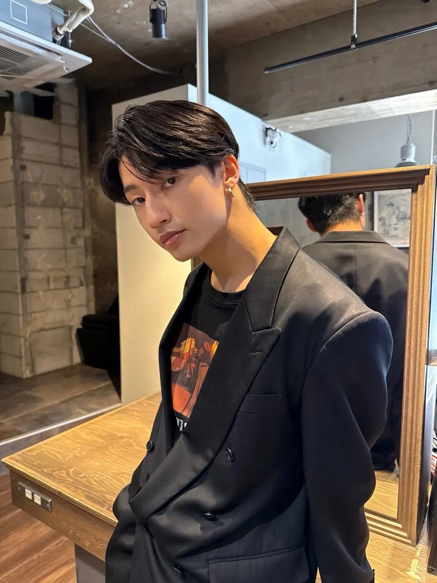 【自然な仕上がり】 メンズカット+全体ストレートパーマの写真