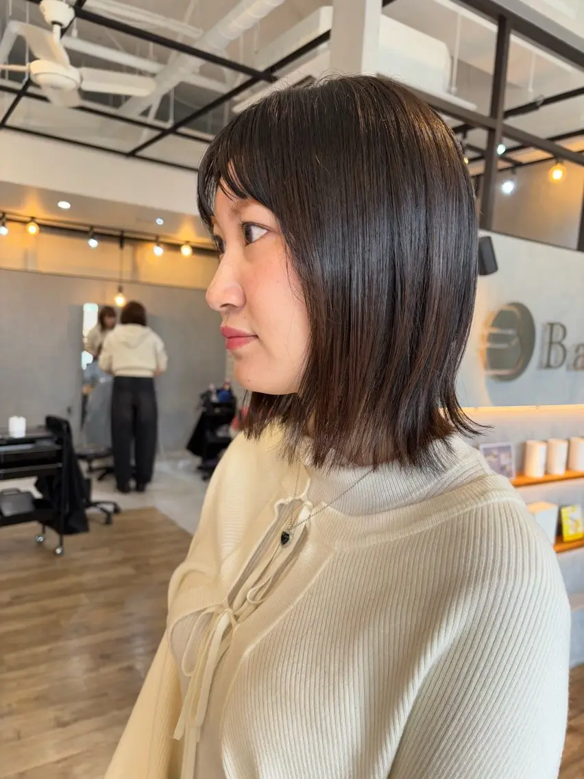 ミディアム 外ハネヘア 迫 裕美のヘアスタイル