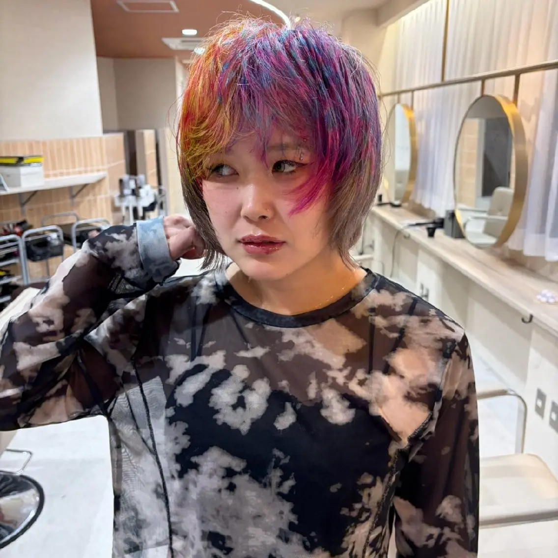 ミディアム カラー ボブレイヤー ブルーカラー デザインカラー ピンクカラー イエローカラー カット ヘアカラー トリートメント 天神駅徒歩③分/ボブ 透明感カラー特化✨️のヘアスタイル