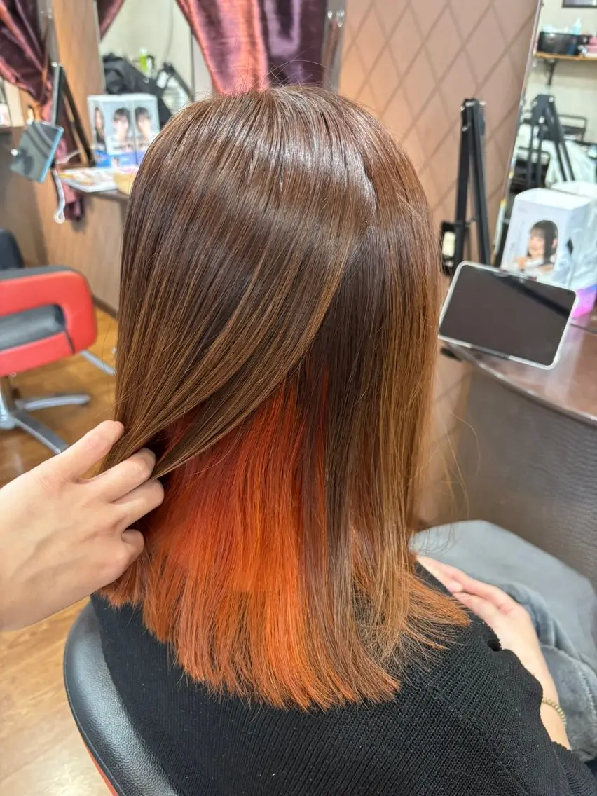 カラー インナーカラー オレンジ 飛彈 優風のヘアスタイル