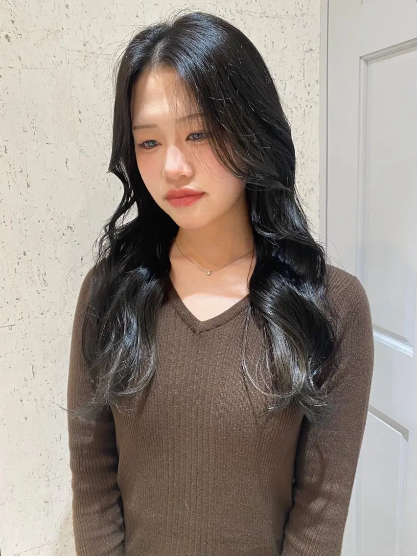 ロング カラー ブリーチ カット ヘアカラー トリートメント mai / linoah˚✧のヘアスタイル