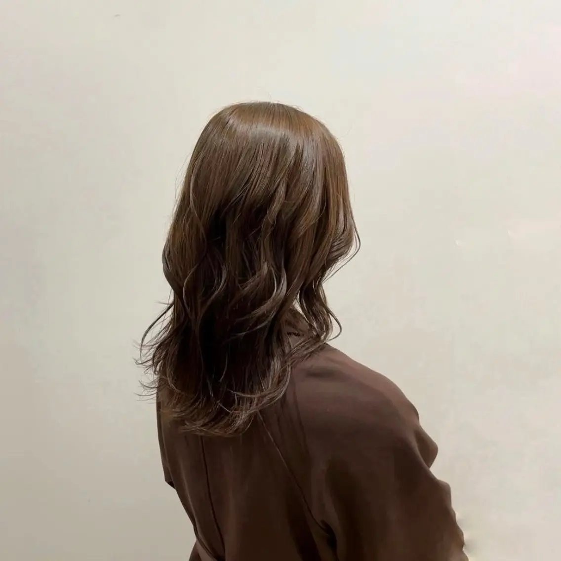 ミディアム ヘアカラー カワハラ イチカのヘアスタイル