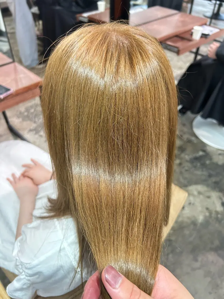 セミロング カラー カット ヘアカラー トリートメント 透明感カラー/ブリー チ/shori/店長のヘアスタイル