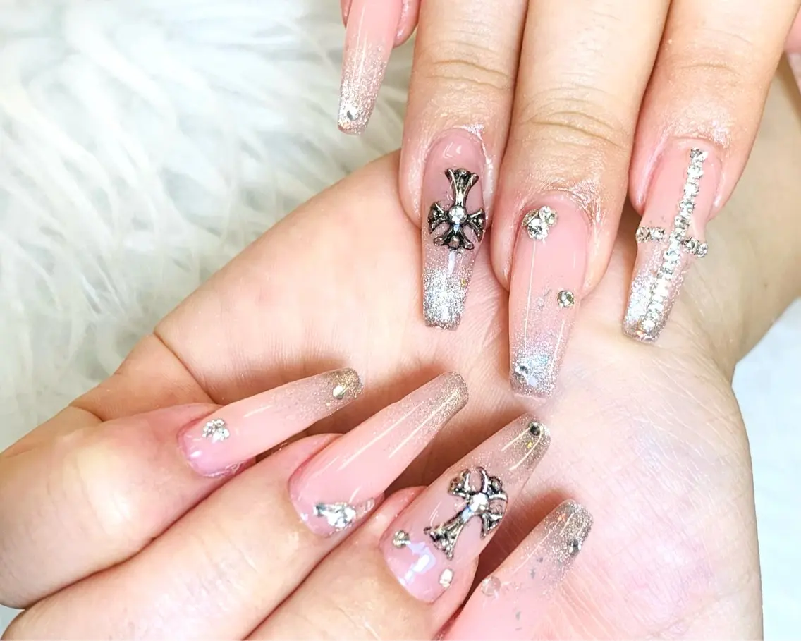 ネイル チークネイル 長さ出し フラッシュネイル フレンチネイル グラデーション ハンドネイル AN NAIL SALONのネイルデザイン