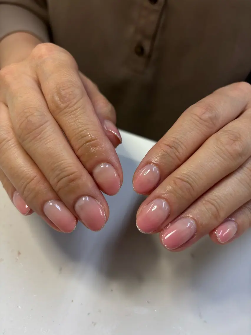 ネイル フレンチネイル グラデーション オフィスネイル UEHARA ⭐︎のネイルデザイン