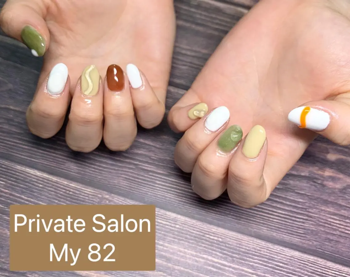 ネイル アートネイル ぷっくりネイル Private Sa lon  MARLOのネイルデザイン