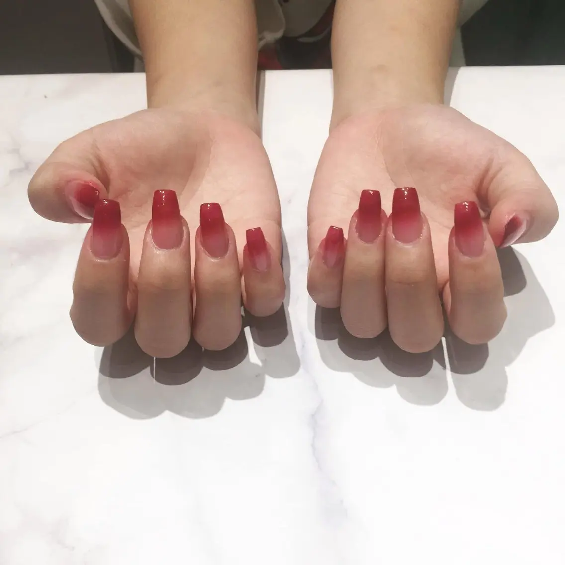 ネイル 長さ出し フレンチネイル ジェルネイル ガラスフレンチ 韓国ネイル ハンドネイル Minette nailHuongのネイルデザイン
