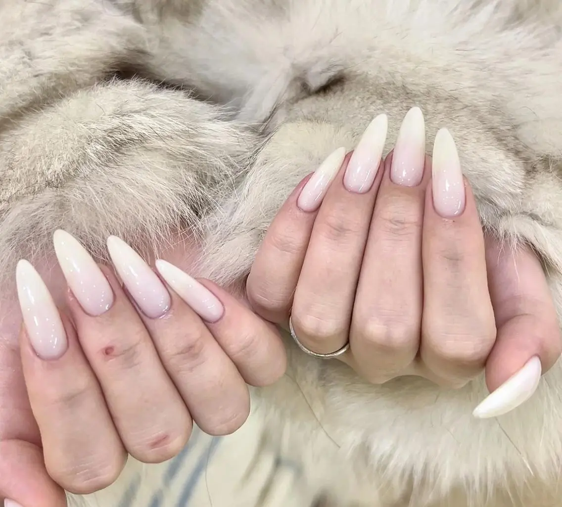 ネイル ハンドネイル Pure&Rich Nailのネイルデザイン
