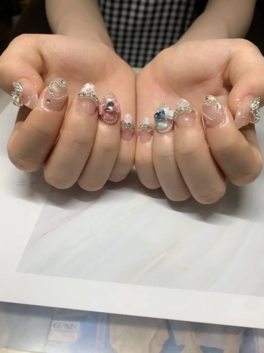 ネイル akina nailsのネイルデザイン