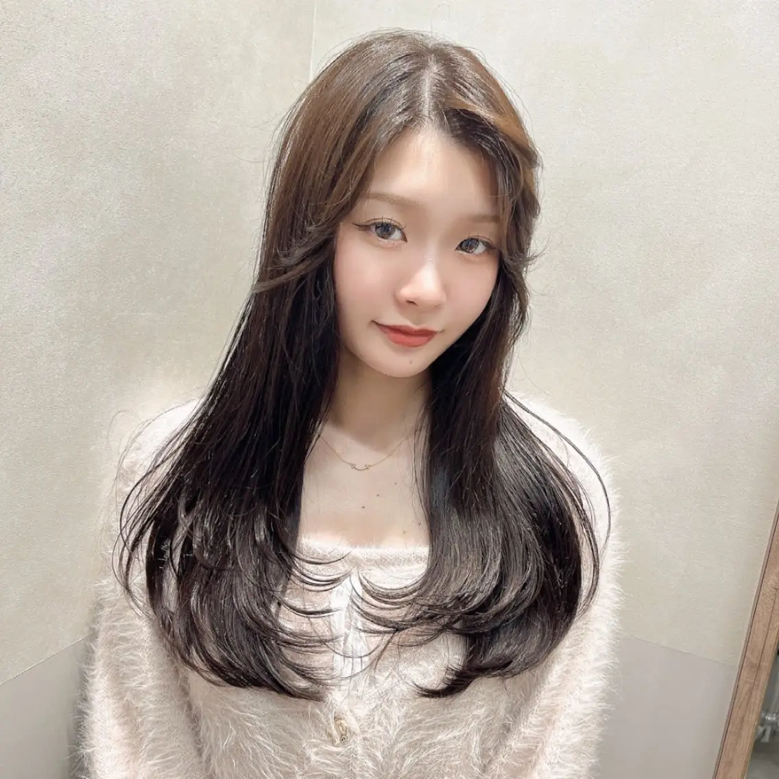セミロング レイヤーカット 森 隆秀/韓国ヘアのヘアスタイル