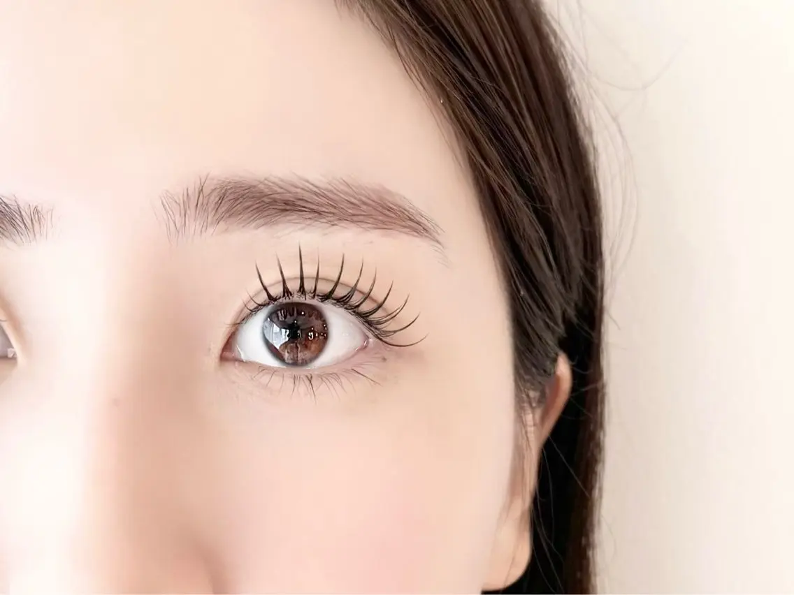 20代限定《最新技術》&Healthy(アンドヘルシー)エクステ+パーマ 140本の写真