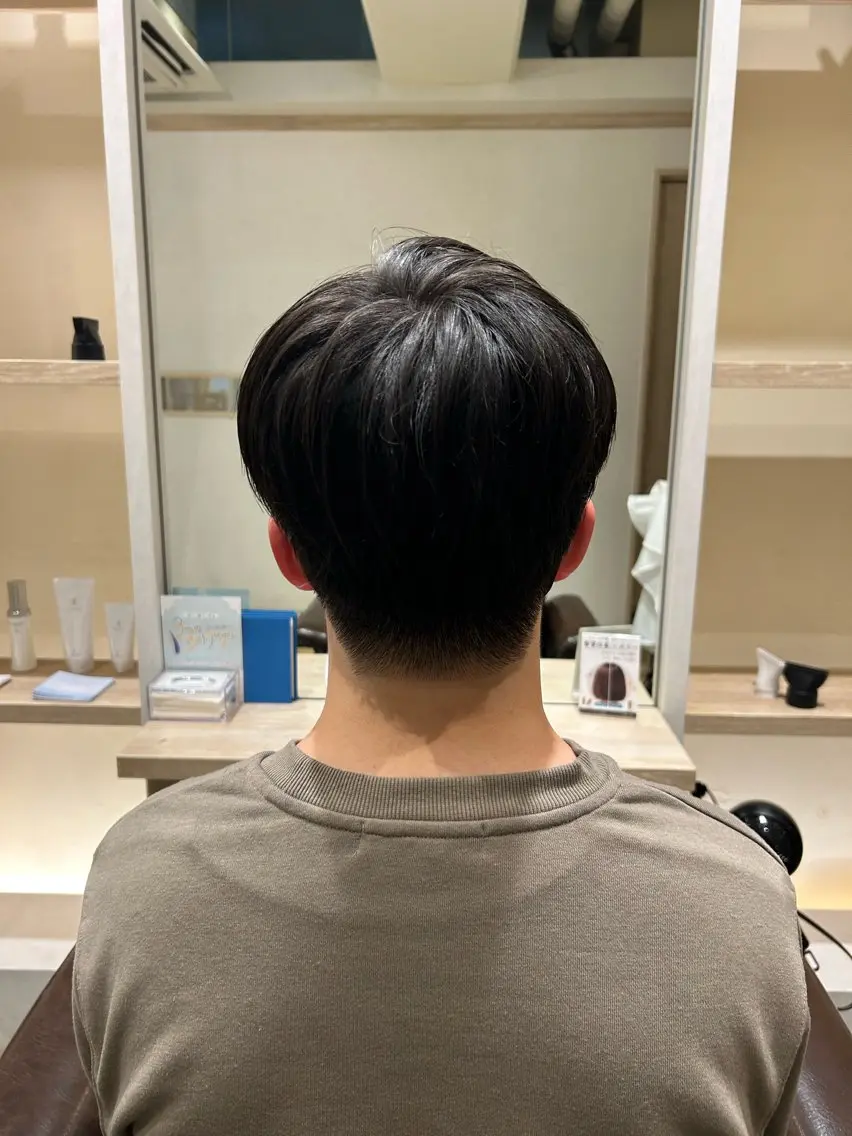 メンズカットの写真