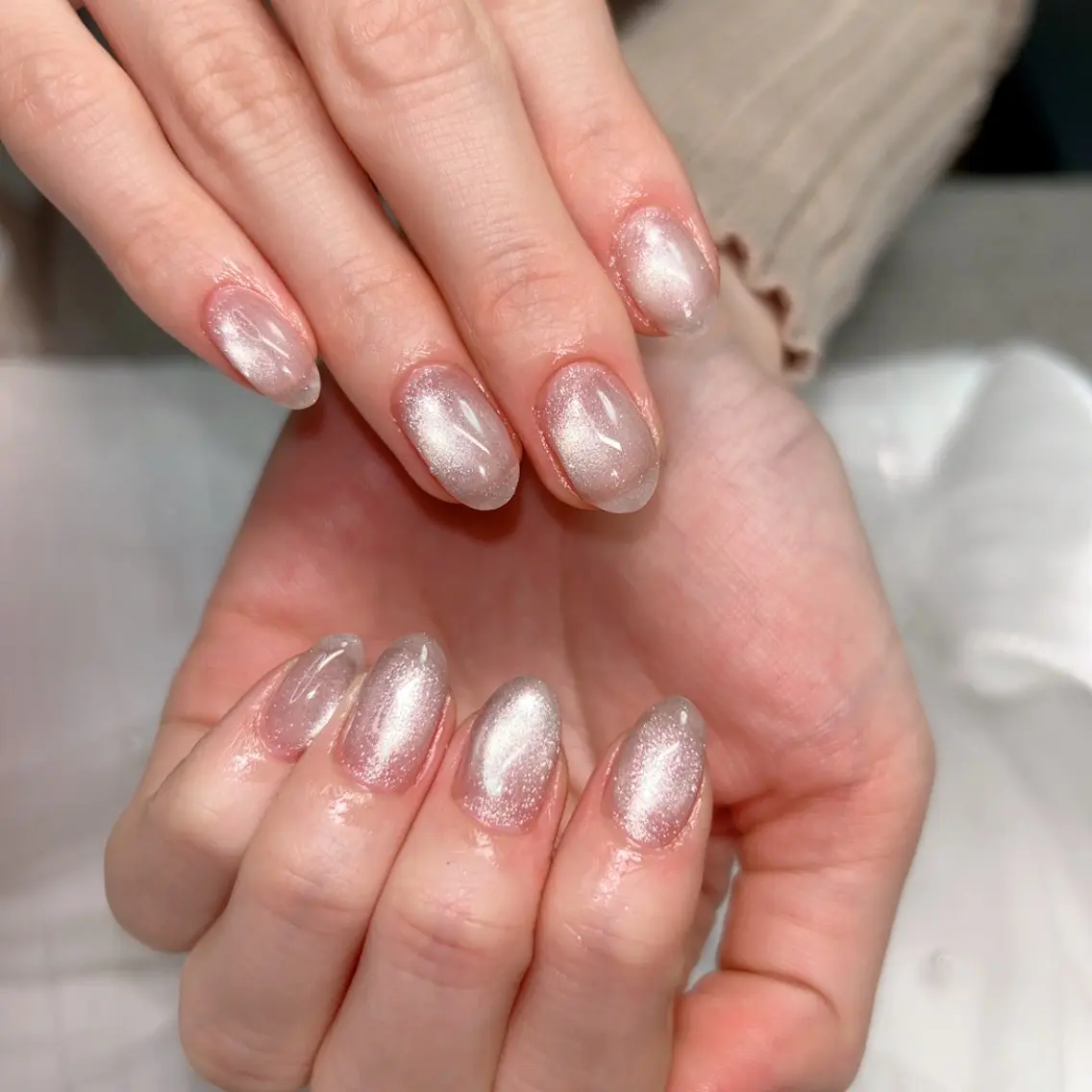 ネイル オーロラネイル マグネットネイル ミラーネイル オフィスネイル ワンカラーネイル ハンドネイル Cute Tips nailのネイルデザイン