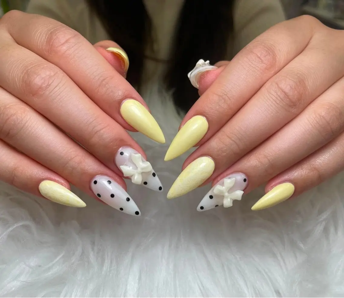 ネイル フレンチネイル ジェルネイル ガーリー 韓国ネイル ロングネイル ハンドネイル NieNail Nezukoのネイルデザイン