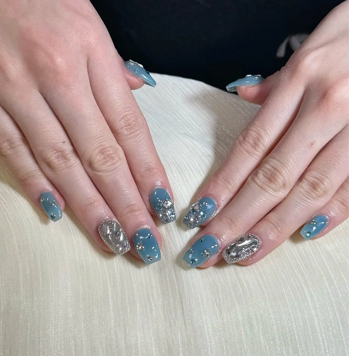 ネイル ハンドネイル 🎀 NaNa_nailのネイルデザイン