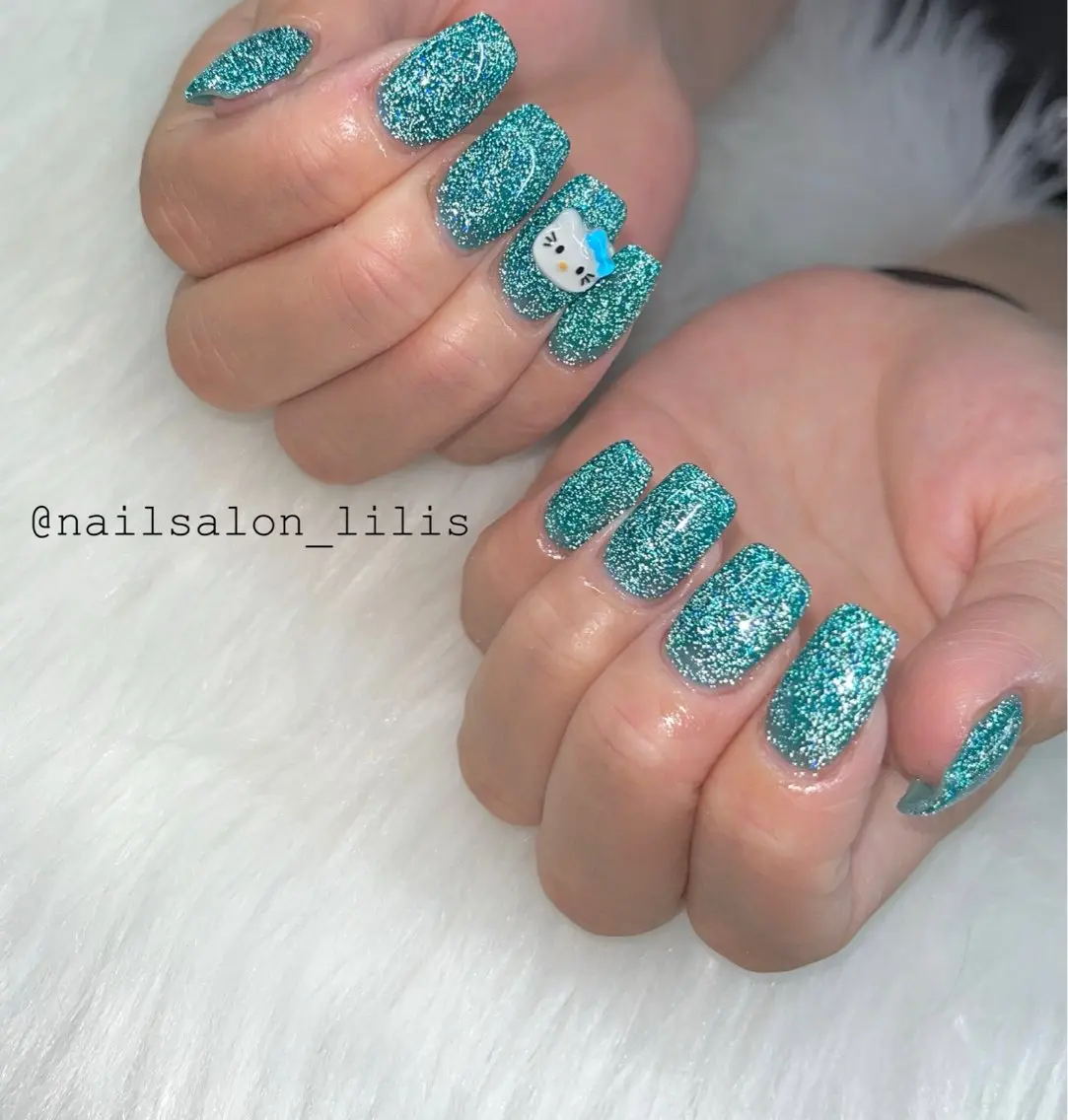 ネイル ブルー フラッシュネイル ハンドネイル nailsalon Lilisのネイルデザイン