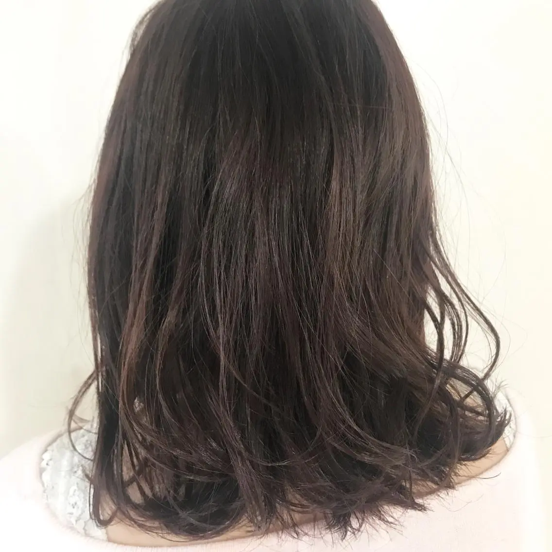 ミディアム アッシュ ショート&ボブ井上 菜樹のヘアスタイル