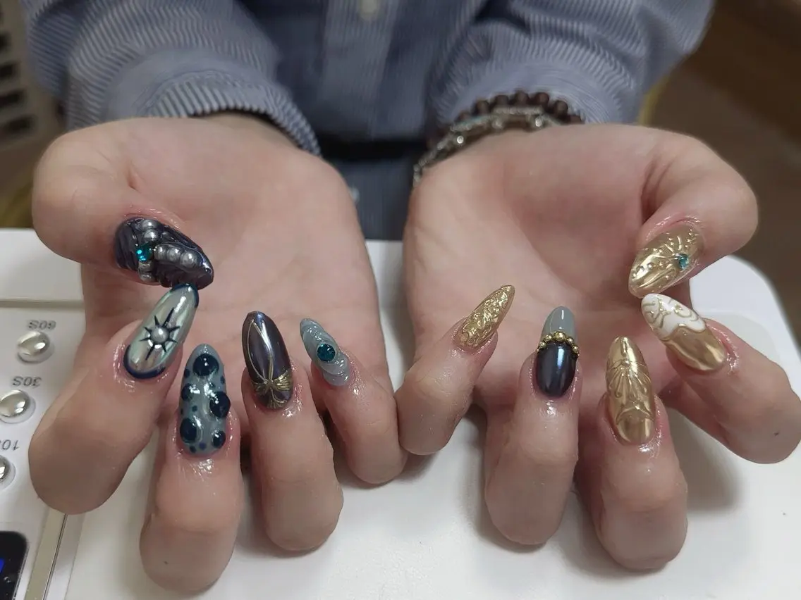 ネイル ハンドネイル NAIL CIRCLESのネイルデザイン
