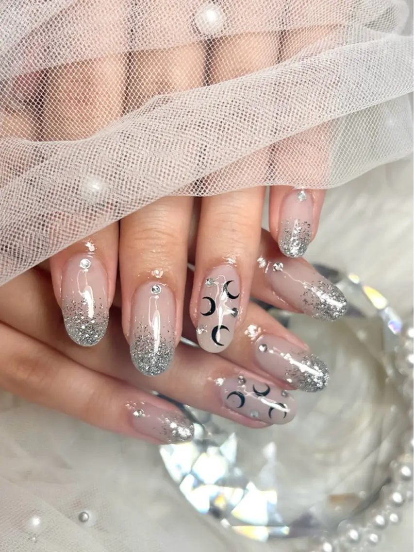 ネイル ハンドネイル MaggieSAWA 美フォルムネイルのネイルデザイン