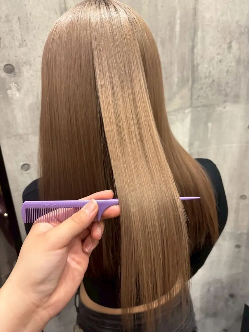 艶カラー➕美髪1stepトリートメントの写真