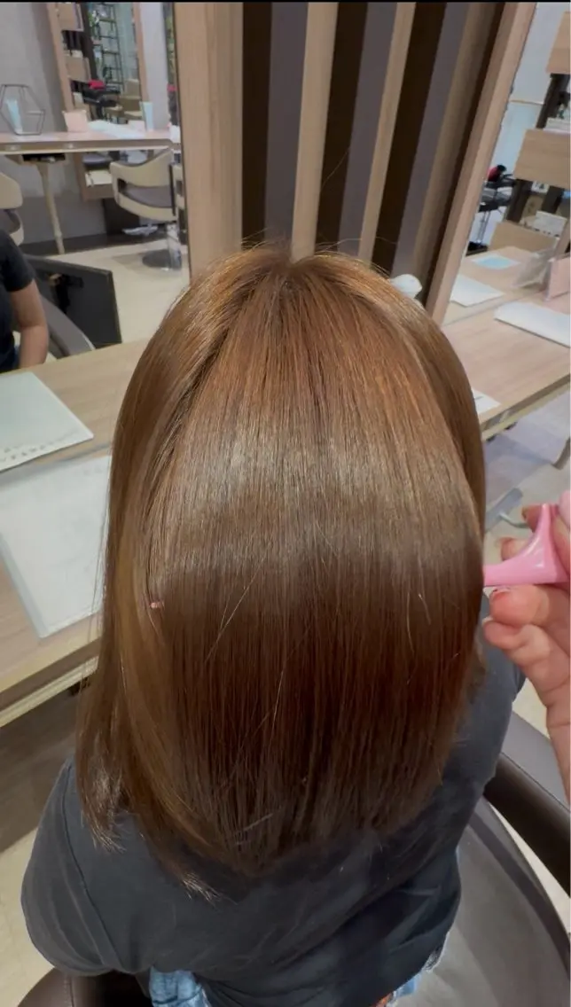 カラー 🎀艶カラー🎀 リン🪽のヘアスタイル