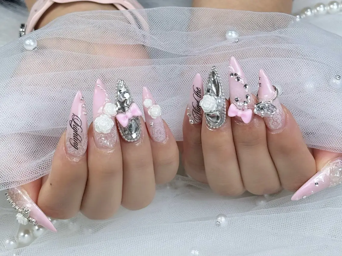 ネイル フレンチネイル ジェルネイル 韓国ネイル マグネットネイル ニュアンスネイル ハンドネイル Sully Nail  Labのネイルデザイン