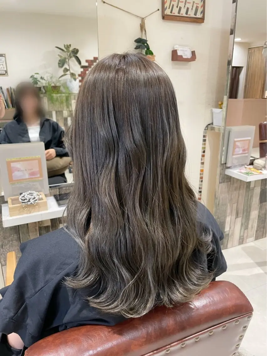 ロング KAI RIKAのヘアスタイル