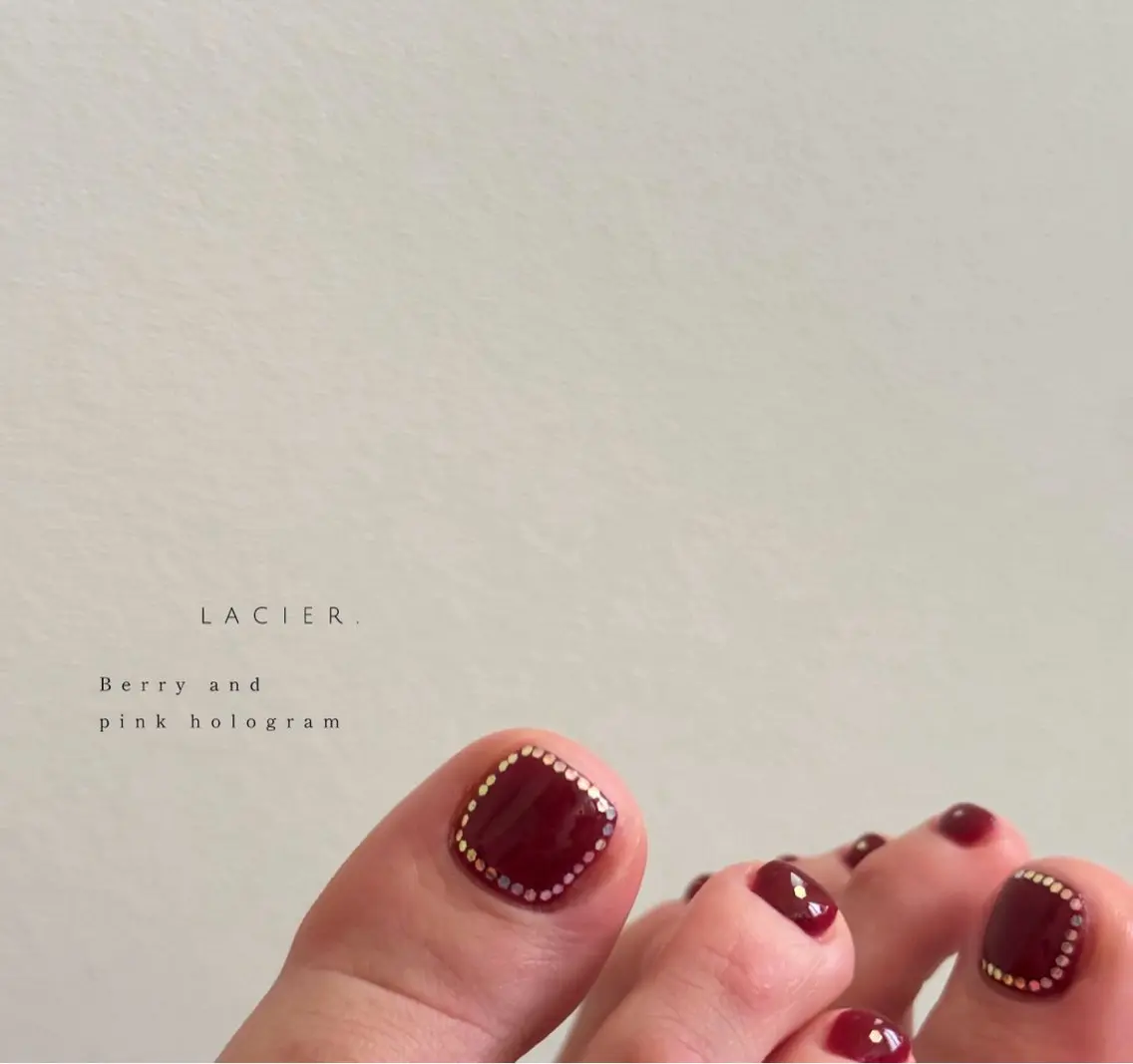 ネイル フットネイル ホログラムネイル フットネイル lacier nailのネイルデザイン