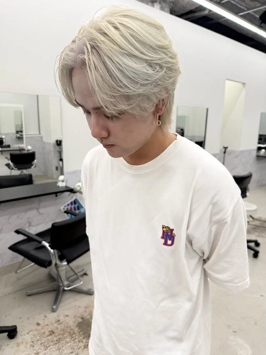 ショート カラー メンズ ヘアカラー 熊岡 優雅のヘアスタイル